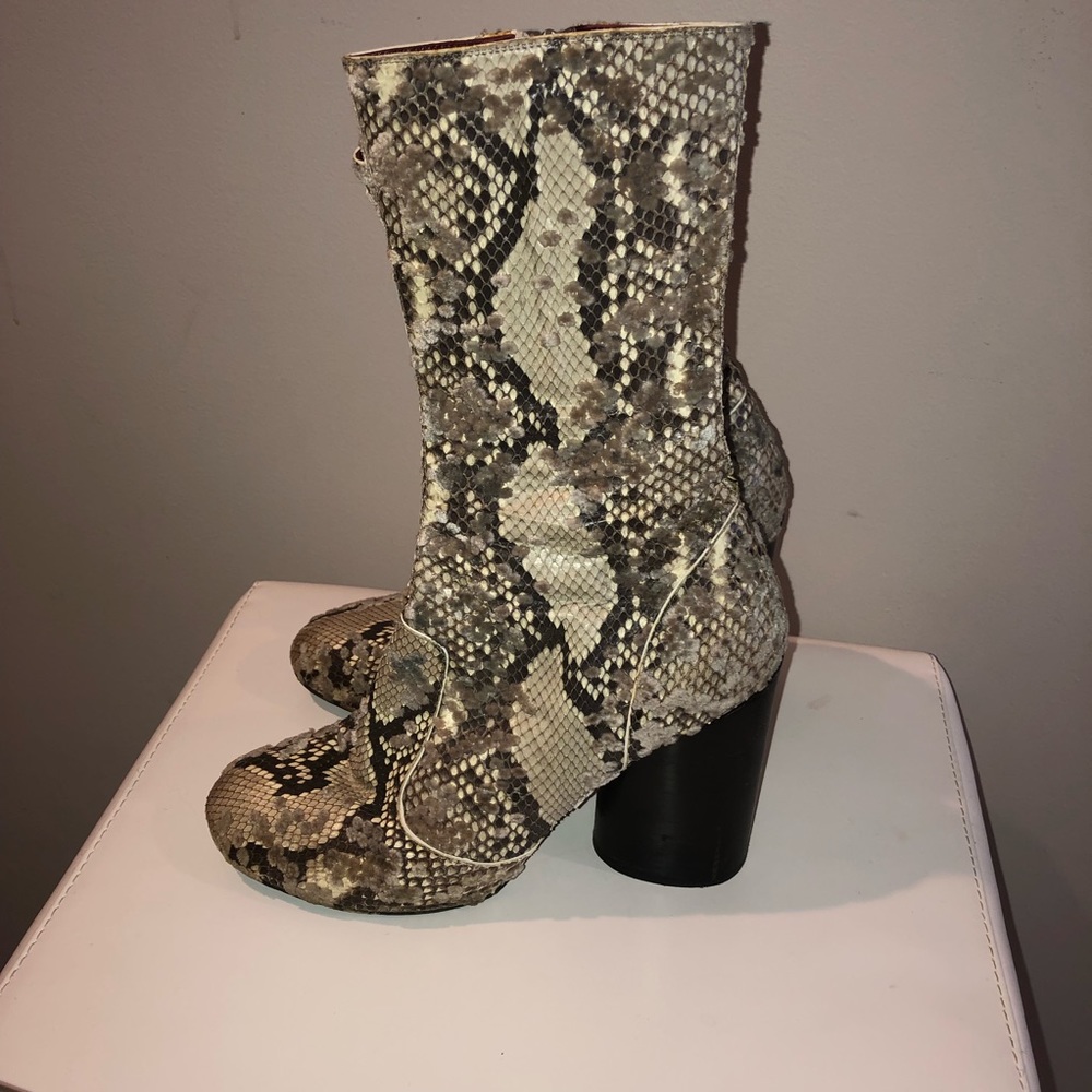 Marc Jacobs Snake boots